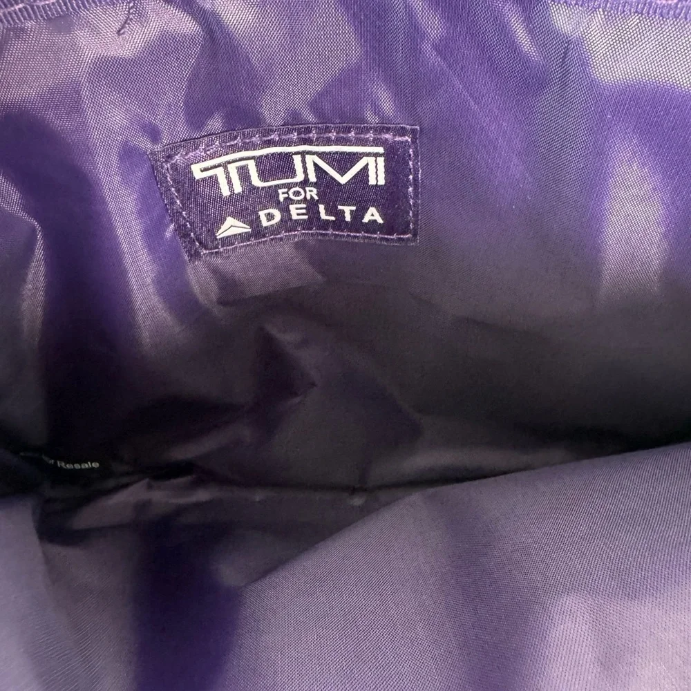 Tumi for Delta Travel Zipper Pouch Gray Toiletries Small